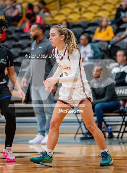 Thumbnail 2 in Lumberton vs St. Pauls (Robeson County Shoot-out) photogallery.