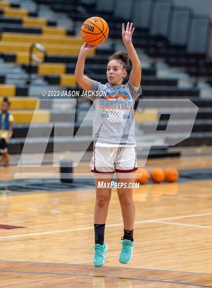 Thumbnail 1 in Lumberton vs St. Pauls (Robeson County Shoot-out) photogallery.