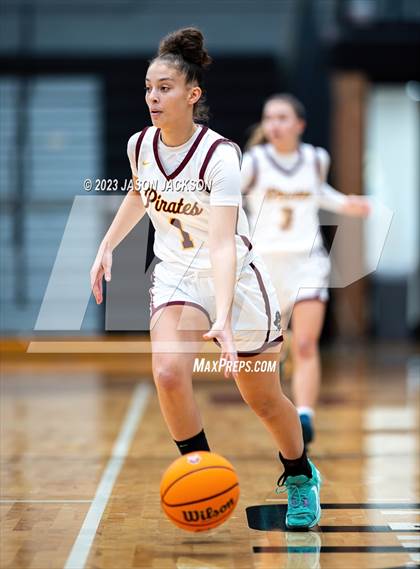 Thumbnail 3 in Lumberton vs St. Pauls (Robeson County Shoot-out) photogallery.