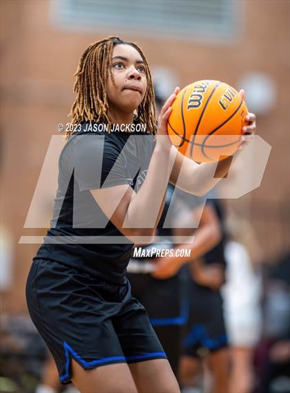Thumbnail 2 in Lumberton vs St. Pauls (Robeson County Shoot-out) photogallery.