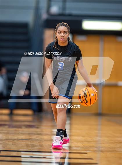 Thumbnail 2 in Lumberton vs St. Pauls (Robeson County Shoot-out) photogallery.