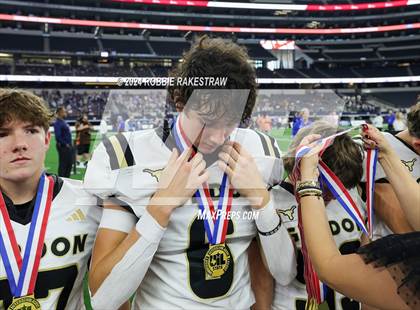 Thumbnail 1 in Whiteface vs. Gordon (UIL 1A Division I Football Final Medal Ceremony) photogallery.