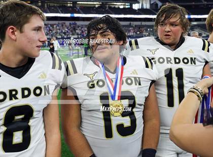 Thumbnail 2 in Whiteface vs. Gordon (UIL 1A Division I Football Final Medal Ceremony) photogallery.