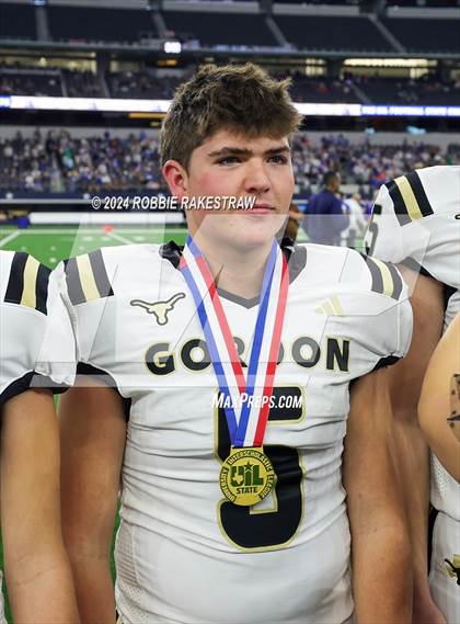 Thumbnail 1 in Whiteface vs. Gordon (UIL 1A Division I Football Final Medal Ceremony) photogallery.
