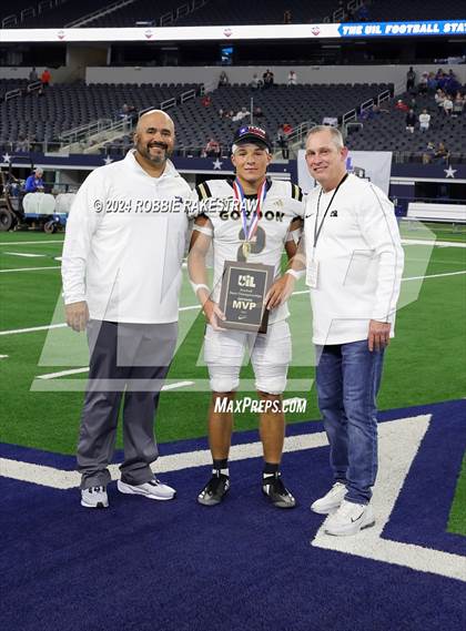 Thumbnail 3 in Whiteface vs. Gordon (UIL 1A Division I Football Final Medal Ceremony) photogallery.