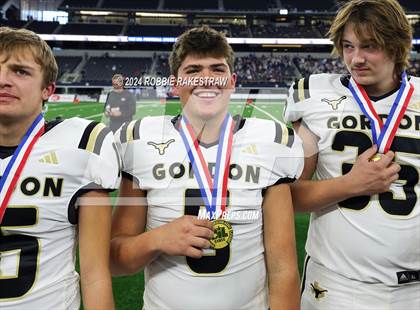 Thumbnail 2 in Whiteface vs. Gordon (UIL 1A Division I Football Final Medal Ceremony) photogallery.