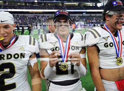 Thumbnail 1 in Whiteface vs. Gordon (UIL 1A Division I Football Final Medal Ceremony) photogallery.