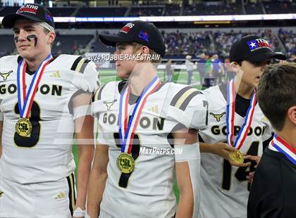 Thumbnail 3 in Whiteface vs. Gordon (UIL 1A Division I Football Final Medal Ceremony) photogallery.