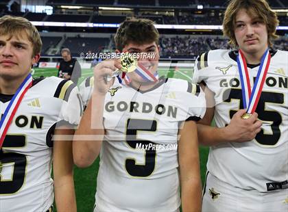 Thumbnail 3 in Whiteface vs. Gordon (UIL 1A Division I Football Final Medal Ceremony) photogallery.
