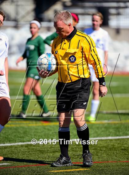 Thumbnail 2 in Mountain Vista vs. Grandview photogallery.