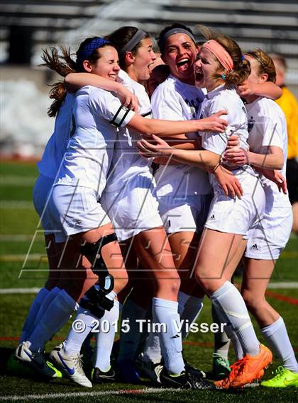 Thumbnail 3 in Mountain Vista vs. Grandview photogallery.