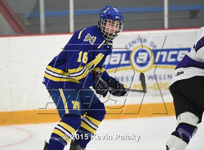 Thumbnail 1 in Newington/Berlin vs. North Branford (CIAC D2 Quarterfinal) photogallery.
