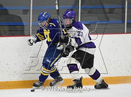 Thumbnail 1 in Newington/Berlin vs. North Branford (CIAC D2 Quarterfinal) photogallery.