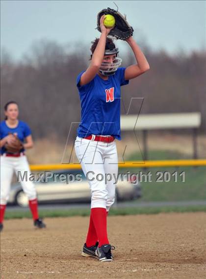 Thumbnail 2 in Woodlawn vs Mt. Vernon (Jefferson County Invitational) photogallery.