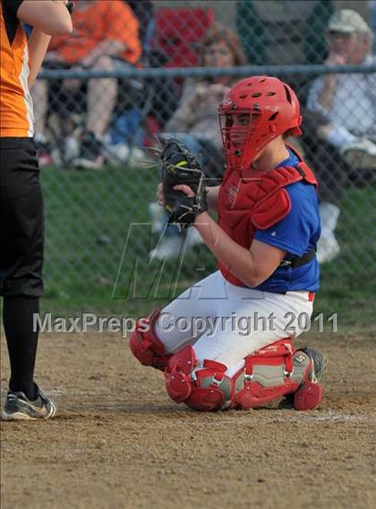 Thumbnail 2 in Woodlawn vs Mt. Vernon (Jefferson County Invitational) photogallery.