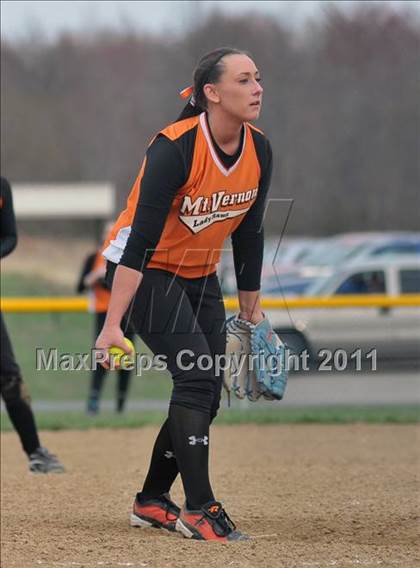 Thumbnail 3 in Woodlawn vs Mt. Vernon (Jefferson County Invitational) photogallery.