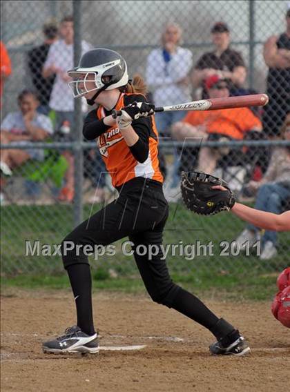 Thumbnail 3 in Woodlawn vs Mt. Vernon (Jefferson County Invitational) photogallery.