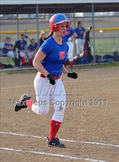Thumbnail 3 in Woodlawn vs Mt. Vernon (Jefferson County Invitational) photogallery.