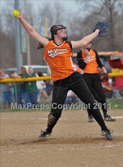 Thumbnail 1 in Woodlawn vs Mt. Vernon (Jefferson County Invitational) photogallery.