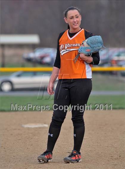 Thumbnail 3 in Woodlawn vs Mt. Vernon (Jefferson County Invitational) photogallery.
