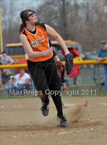 Thumbnail 3 in Woodlawn vs Mt. Vernon (Jefferson County Invitational) photogallery.