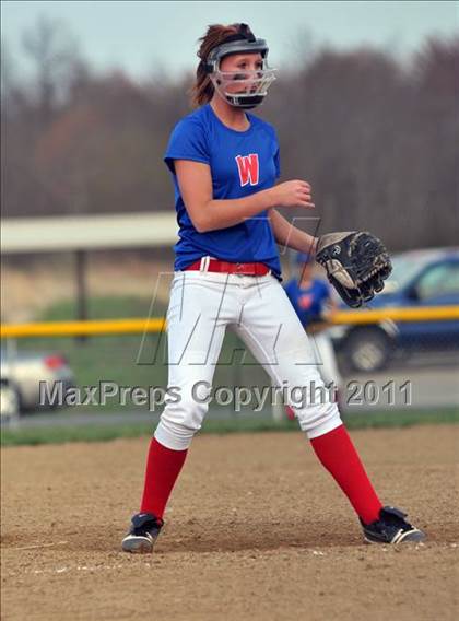 Thumbnail 2 in Woodlawn vs Mt. Vernon (Jefferson County Invitational) photogallery.