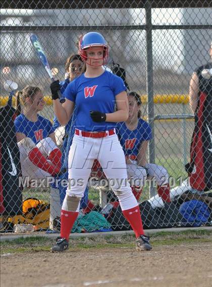 Thumbnail 2 in Woodlawn vs Mt. Vernon (Jefferson County Invitational) photogallery.