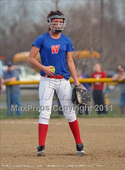 Thumbnail 3 in Woodlawn vs Mt. Vernon (Jefferson County Invitational) photogallery.