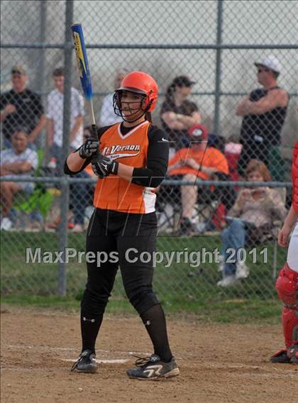 Thumbnail 3 in Woodlawn vs Mt. Vernon (Jefferson County Invitational) photogallery.