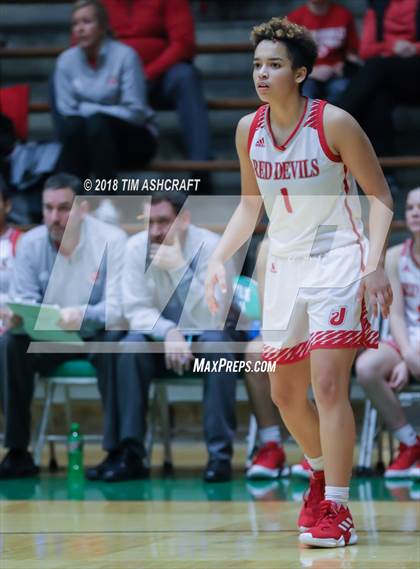 Thumbnail 2 in Bedford North Lawrence vs Jeffersonville photogallery.