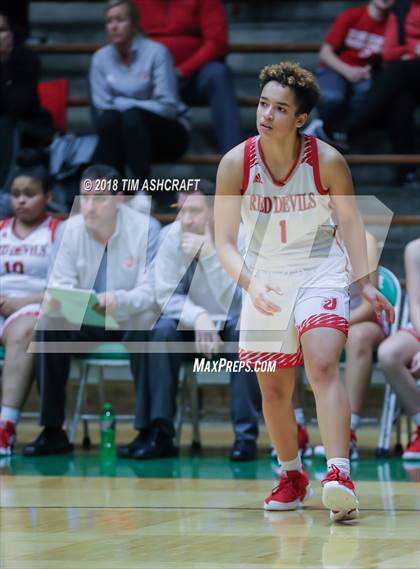 Thumbnail 1 in Bedford North Lawrence vs Jeffersonville photogallery.