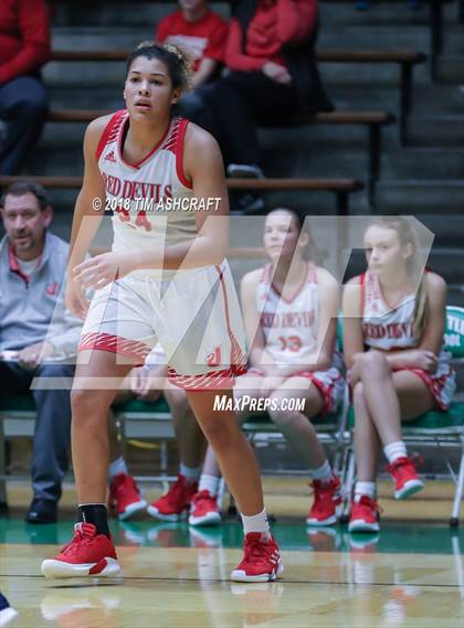 Thumbnail 3 in Bedford North Lawrence vs Jeffersonville photogallery.