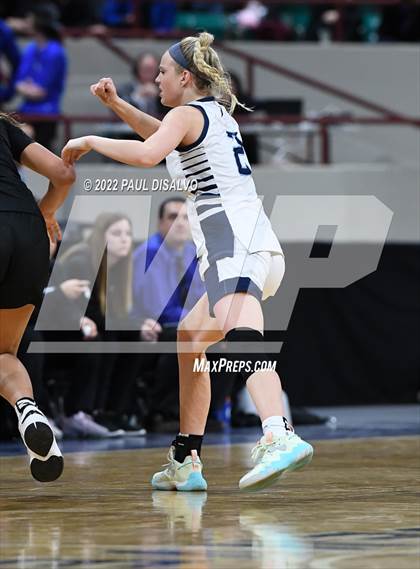 Thumbnail 1 in Valor Christian vs. Grandview (CHSAA 5A State Final) photogallery.