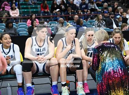 Thumbnail 3 in Valor Christian vs. Grandview (CHSAA 5A State Final) photogallery.