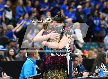 Thumbnail 3 in Valor Christian vs. Grandview (CHSAA 5A State Final) photogallery.
