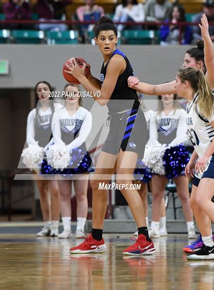 Thumbnail 1 in Valor Christian vs. Grandview (CHSAA 5A State Final) photogallery.