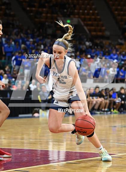 Thumbnail 1 in Valor Christian vs. Grandview (CHSAA 5A State Final) photogallery.