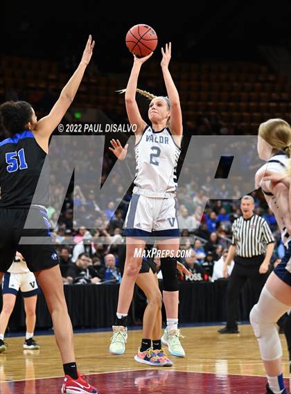 Thumbnail 3 in Valor Christian vs. Grandview (CHSAA 5A State Final) photogallery.