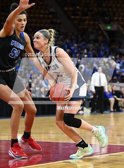 Thumbnail 2 in Valor Christian vs. Grandview (CHSAA 5A State Final) photogallery.