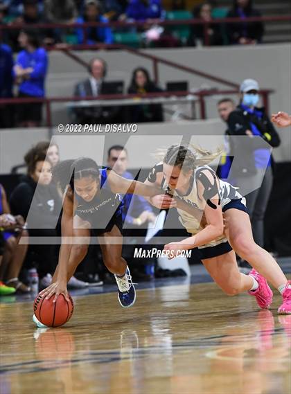 Thumbnail 1 in Valor Christian vs. Grandview (CHSAA 5A State Final) photogallery.