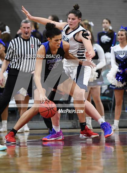 Thumbnail 1 in Valor Christian vs. Grandview (CHSAA 5A State Final) photogallery.