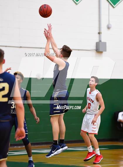 Thumbnail 2 in Liberty vs. Rancho Solano (Sunnyslope Hoopsgiving Tournament) photogallery.