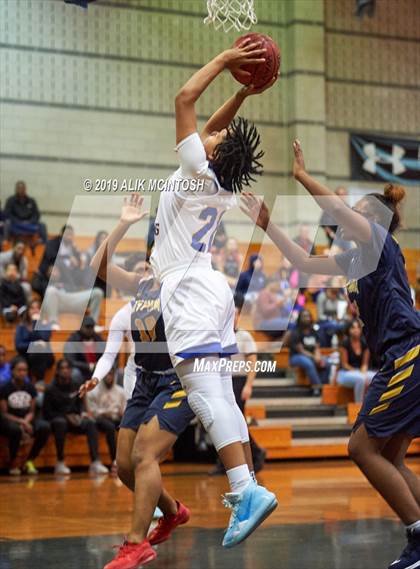Thumbnail 2 in Garner Magnet vs. Rocky Mount photogallery.
