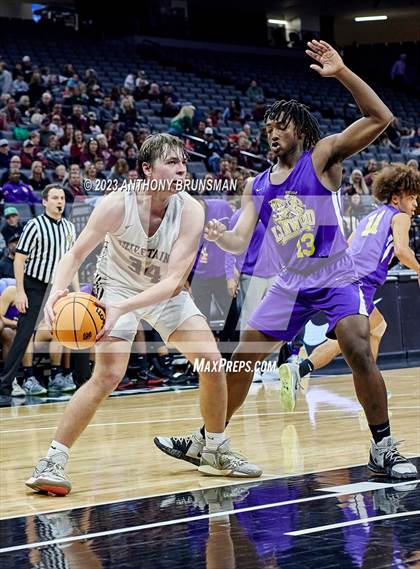 Thumbnail 3 in Lynwood vs. Sierra (CIF State D5 Final) photogallery.