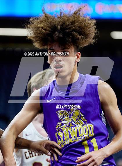 Thumbnail 1 in Lynwood vs. Sierra (CIF State D5 Final) photogallery.