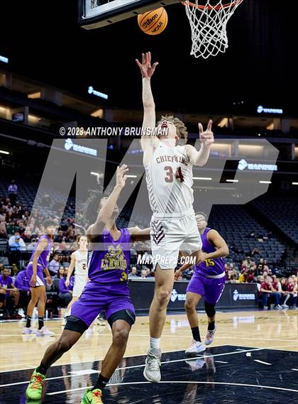 Thumbnail 1 in Lynwood vs. Sierra (CIF State D5 Final) photogallery.