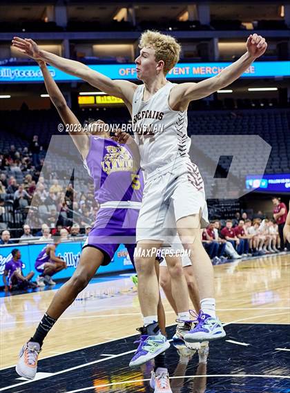 Thumbnail 2 in Lynwood vs. Sierra (CIF State D5 Final) photogallery.