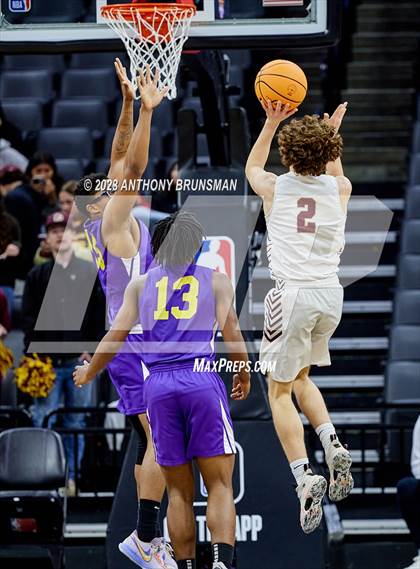 Thumbnail 3 in Lynwood vs. Sierra (CIF State D5 Final) photogallery.