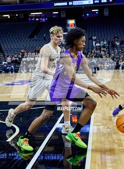 Thumbnail 3 in Lynwood vs. Sierra (CIF State D5 Final) photogallery.