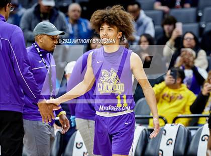 Thumbnail 1 in Lynwood vs. Sierra (CIF State D5 Final) photogallery.